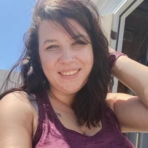 Meet your Posher, Leah